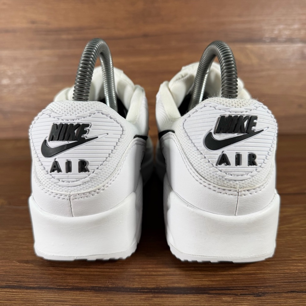 Nike Air Max 90 Sneakers Women’s Size 7 Low Top Shoes - Picture 4 of 11